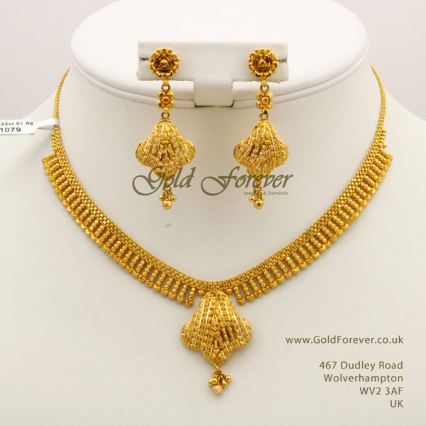 22 Carat Indian Gold Necklace Set 31.8 Grams code: NS1079